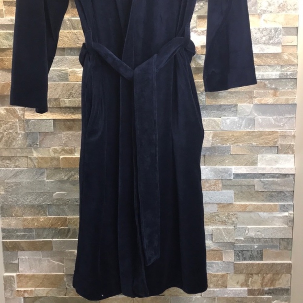 Hugo Boss Velour Hooded Robe - Picture 6 of 7